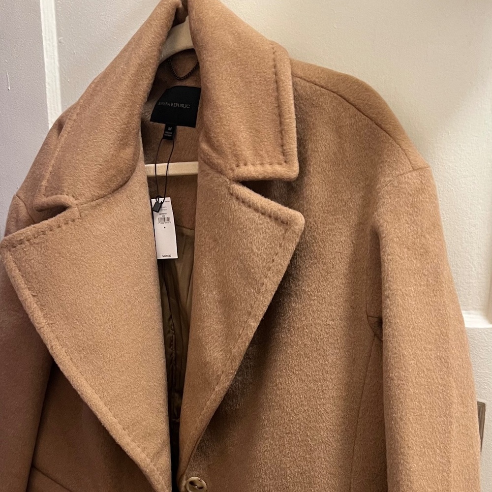 Banana Republic Wool Coat size medium, Fall 2023, women's sizing